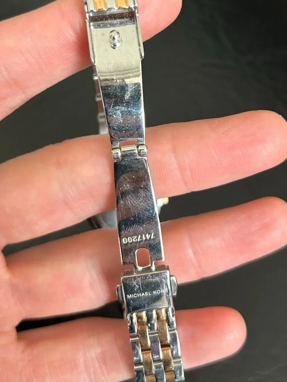 Michael Kors elegant timeless